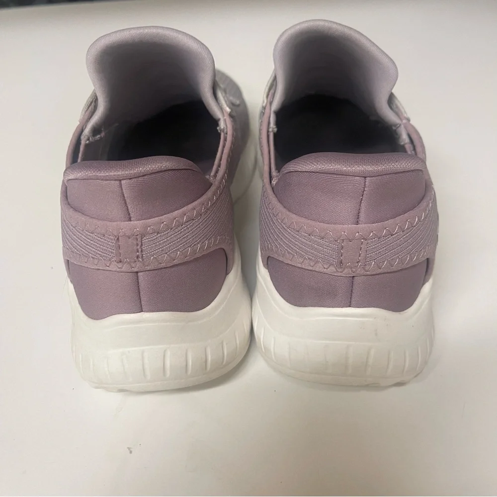 Skechers Women's Sneakers in Light Purple size 11 medium - Picture 3 of 10